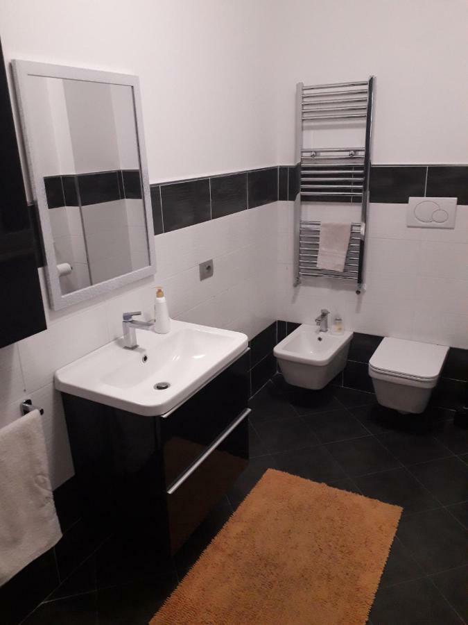 Casa Margot Apartment Nettuno Bagian luar foto